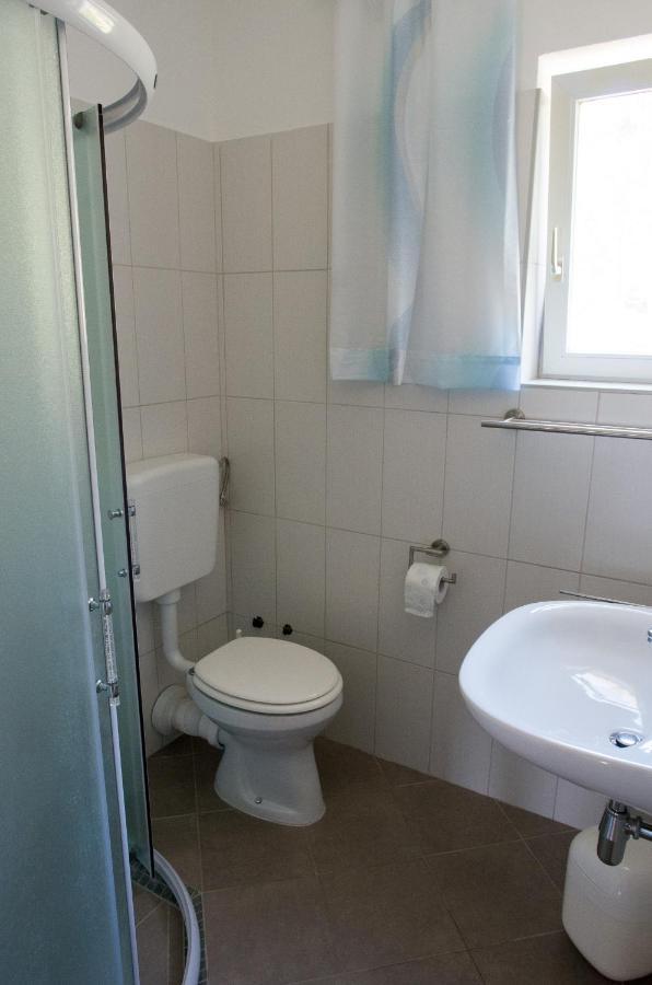 Milica Garden Daire Prvic Sepurine Dış mekan fotoğraf